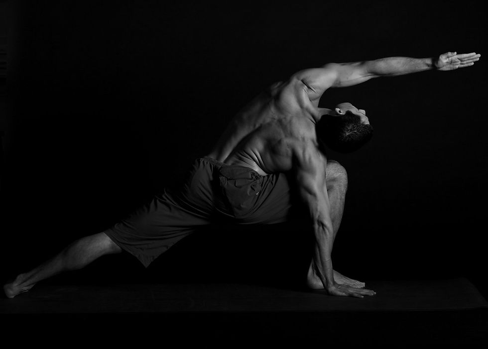 utthita parsvakonasana - extended side angle pose