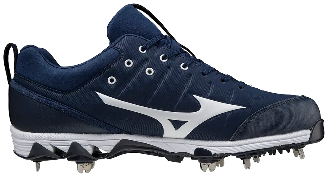 Mizuno 9-Spike Ambition 2 Metal Cleat