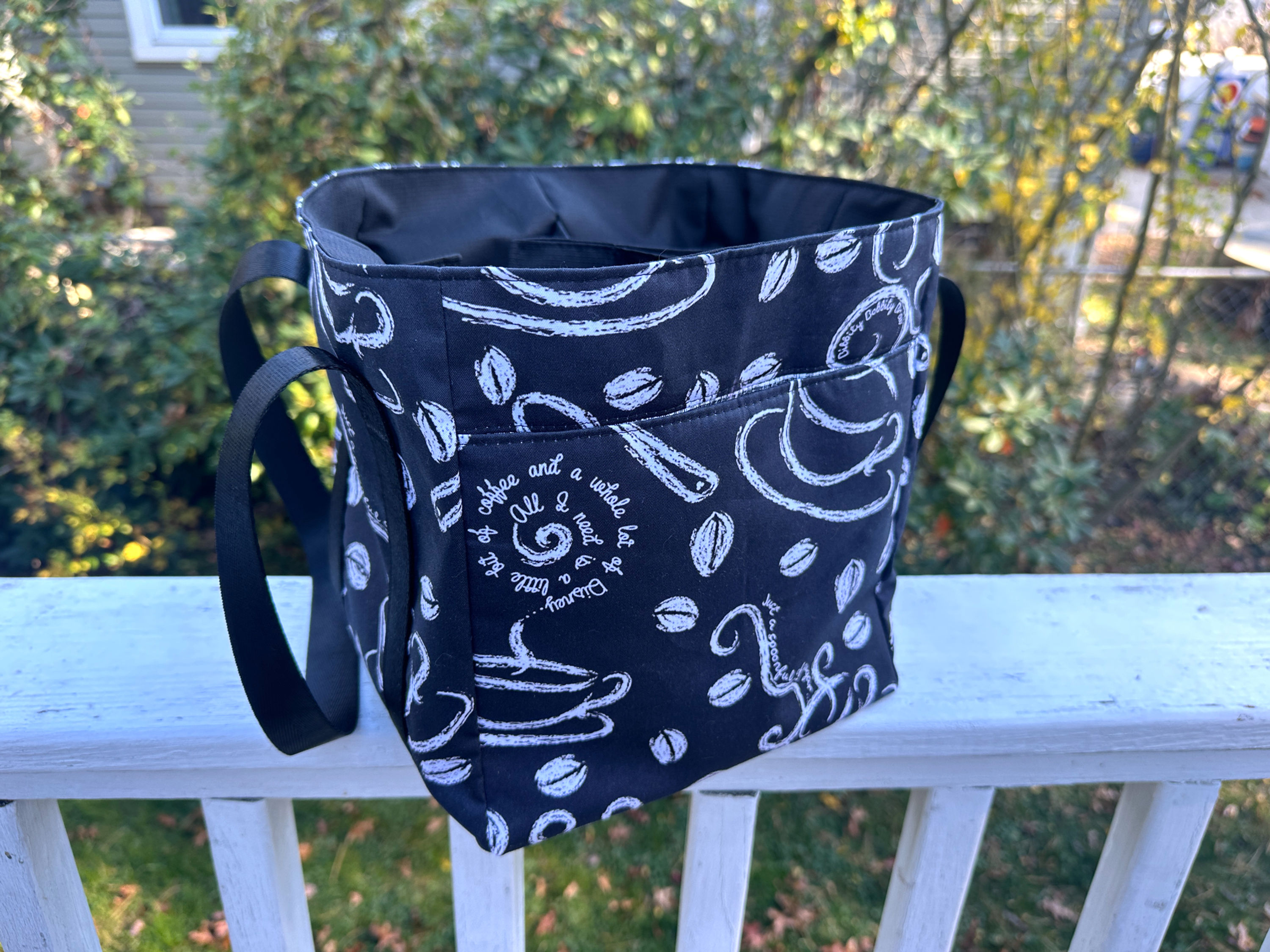Ready to Ship Cup of Mickey Four-Drink Carrier