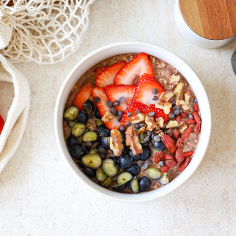High-Protein Chocolate Overnight Oats