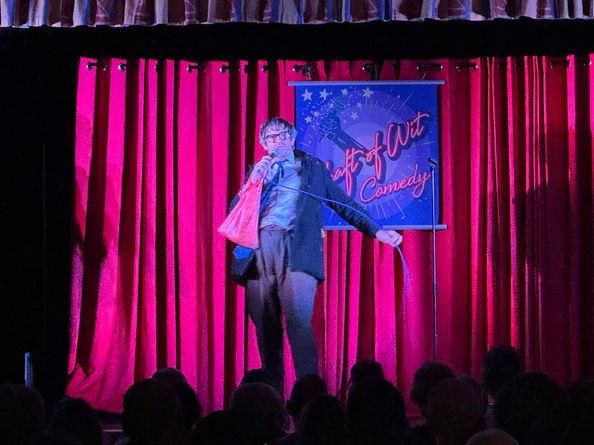 Angelos Epithemiou performing in Eye