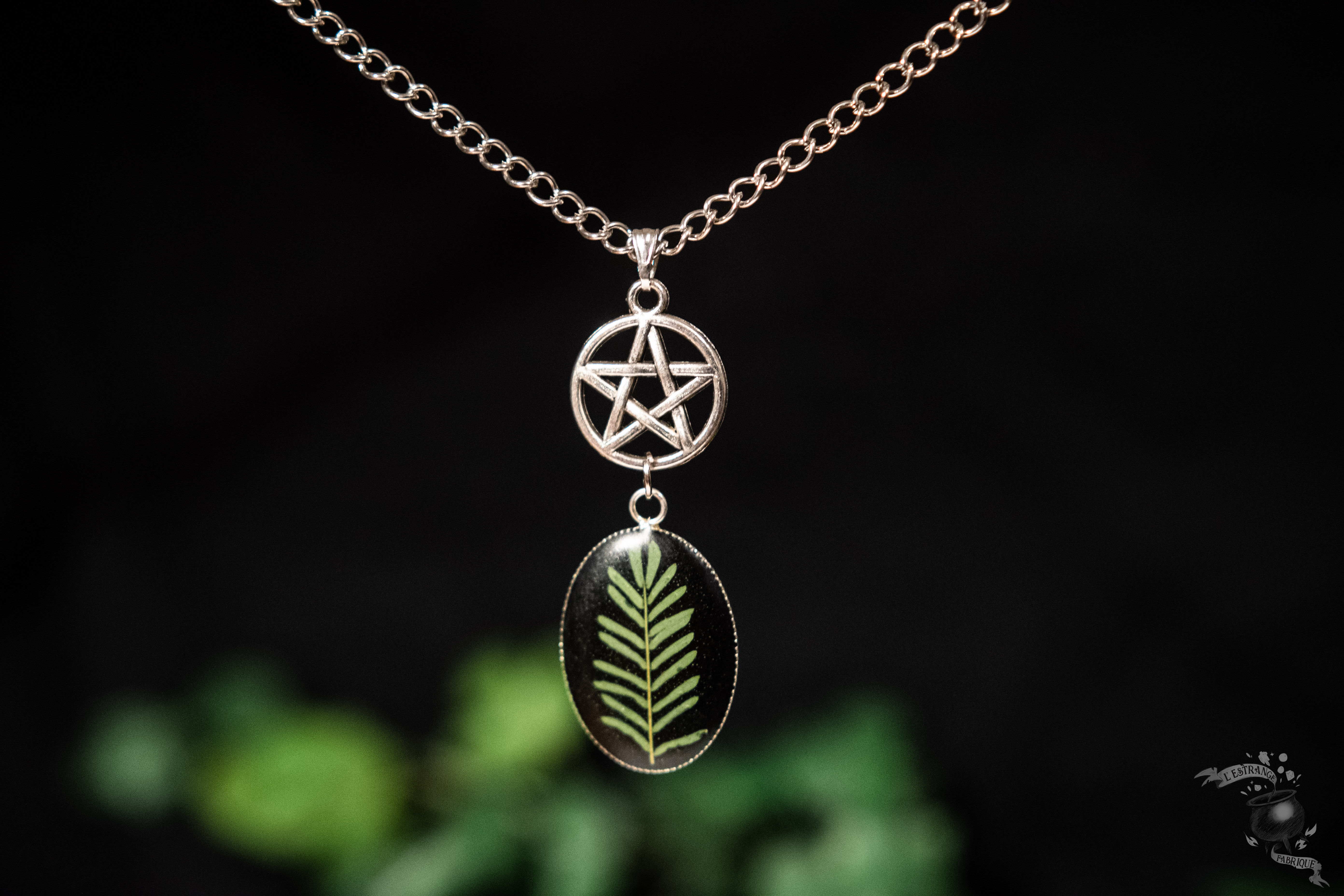 Collier inclusion pentacle
