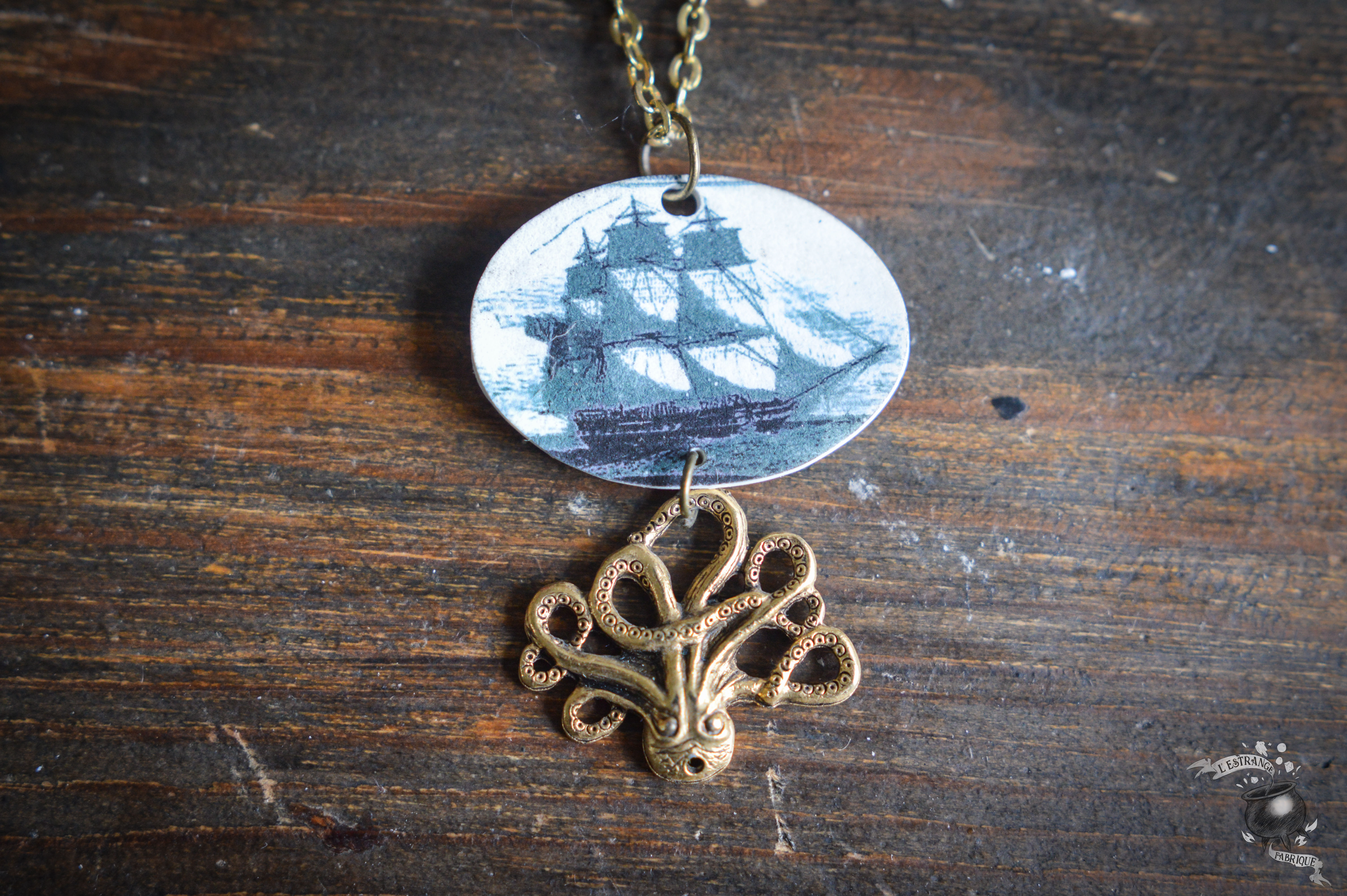 Collier kraken