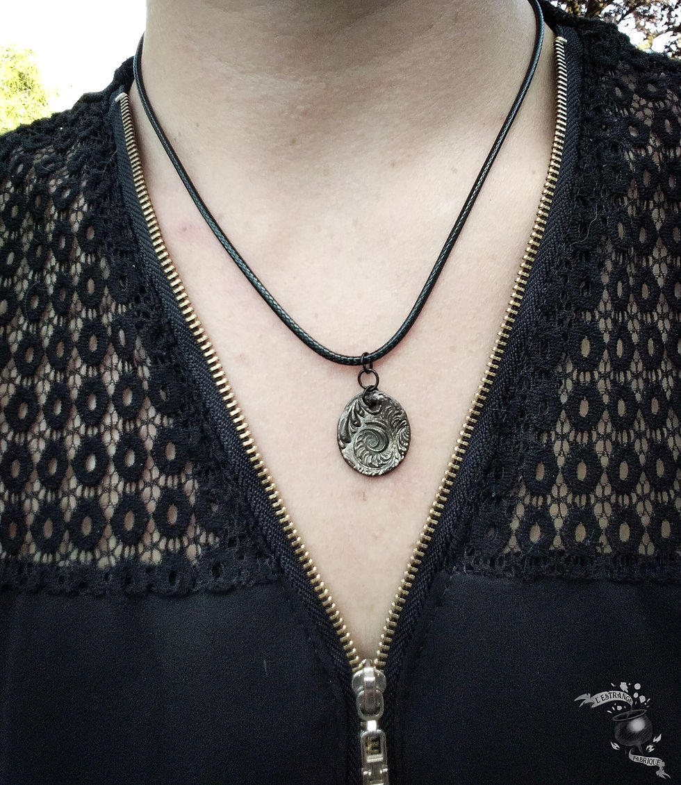 Miniature : Collier en acier