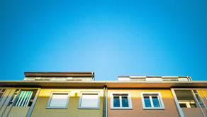 bute Fassade zweier Reiheneinfamilienhäuser in Basel