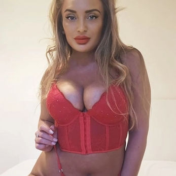 Bayan Escort