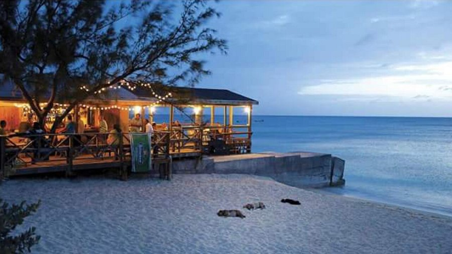 Sandbar Restaurant, Grand Turk.