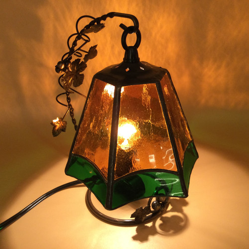 ステンドランプ | ガラス屋グラスロード1571 (長崎）