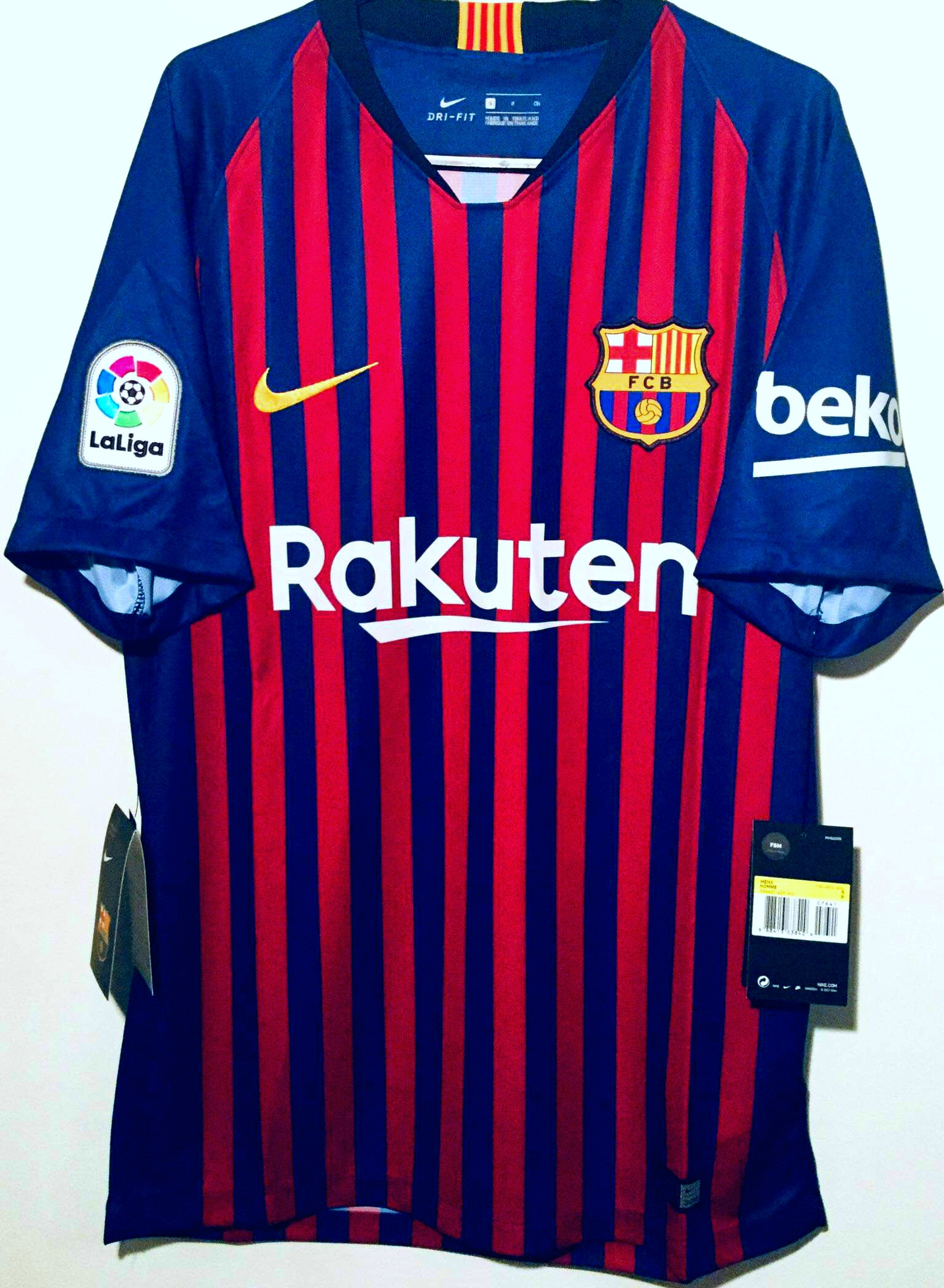 barcelona neon jersey