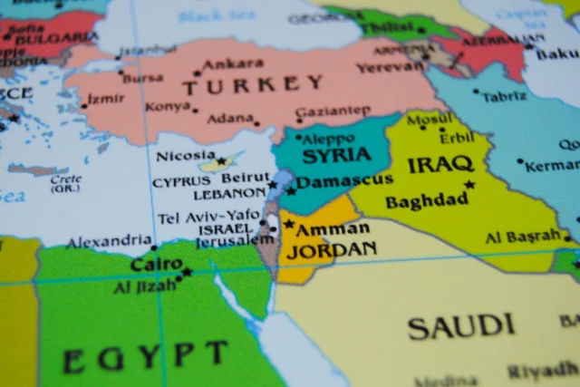 GARETH CAHOON SPEAKS BACK HERE AGAIN WITH ANOTHER VIDEO! Watch "FROM THE NILE TO THE EUPHRATES? WHAT THE BIBLE RELLY SAYS ABOUT ISRAELS BORDERS PART1!"