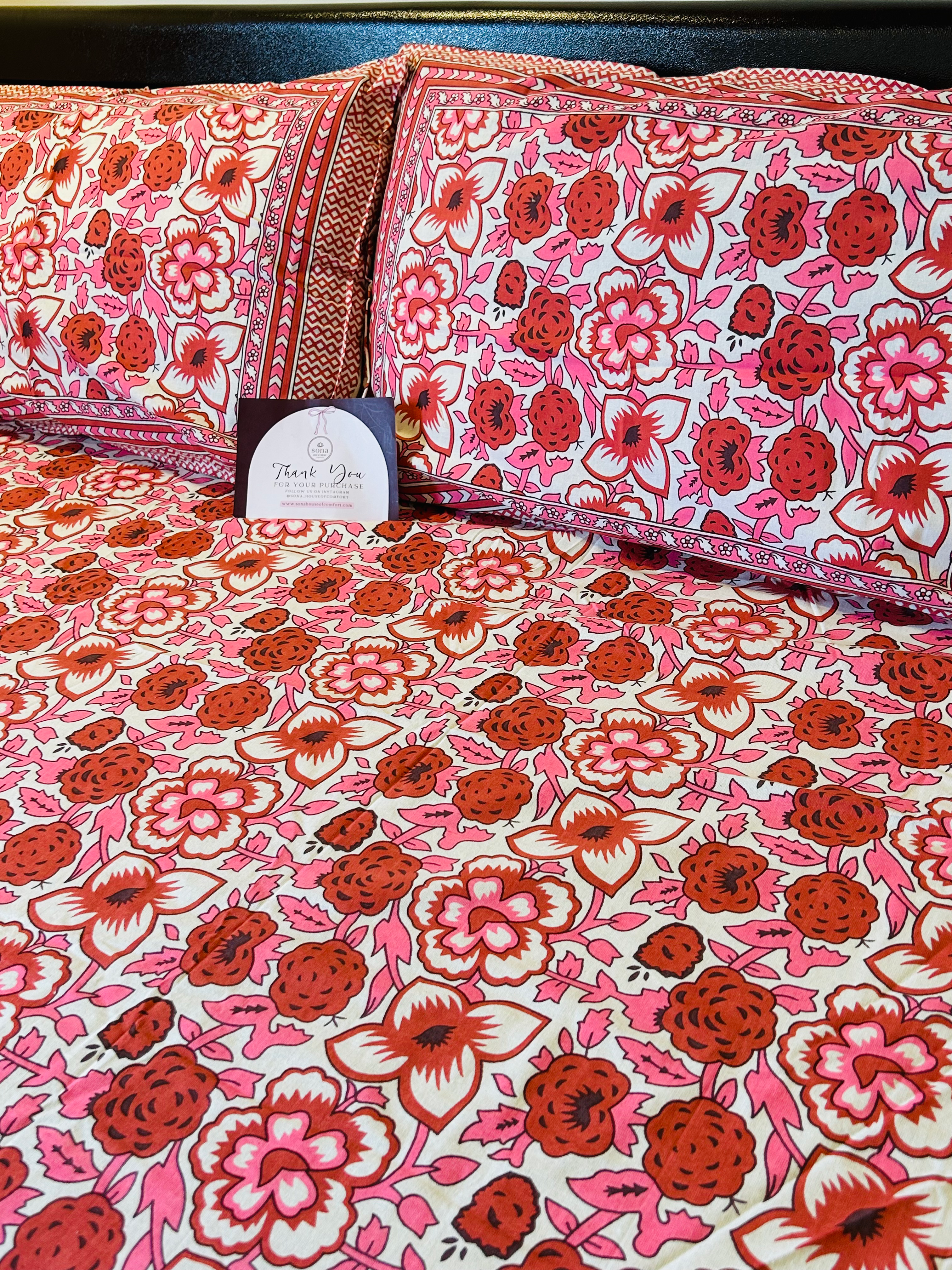 Gulaab Double Fitted Bedsheet (Pink - King Size)