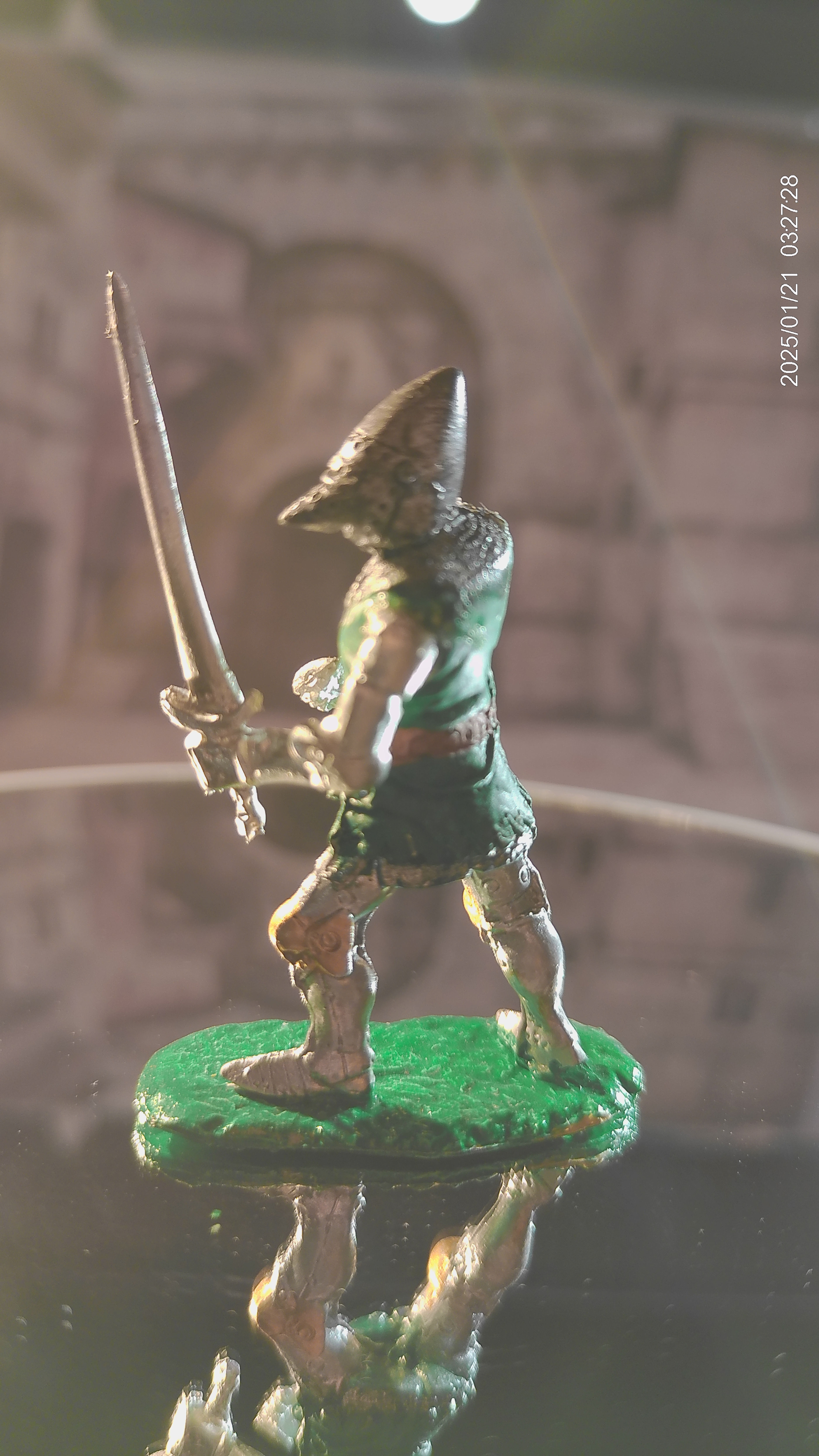 Medieval Foot Soldiers and Knights Broadsword 1
