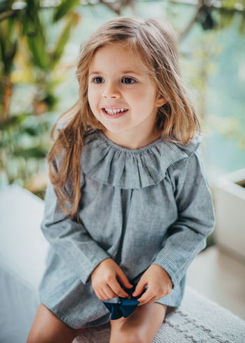 Girl in a blue dress child photography