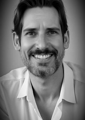 chris vaughn wiki photo 2025_edited.jpg