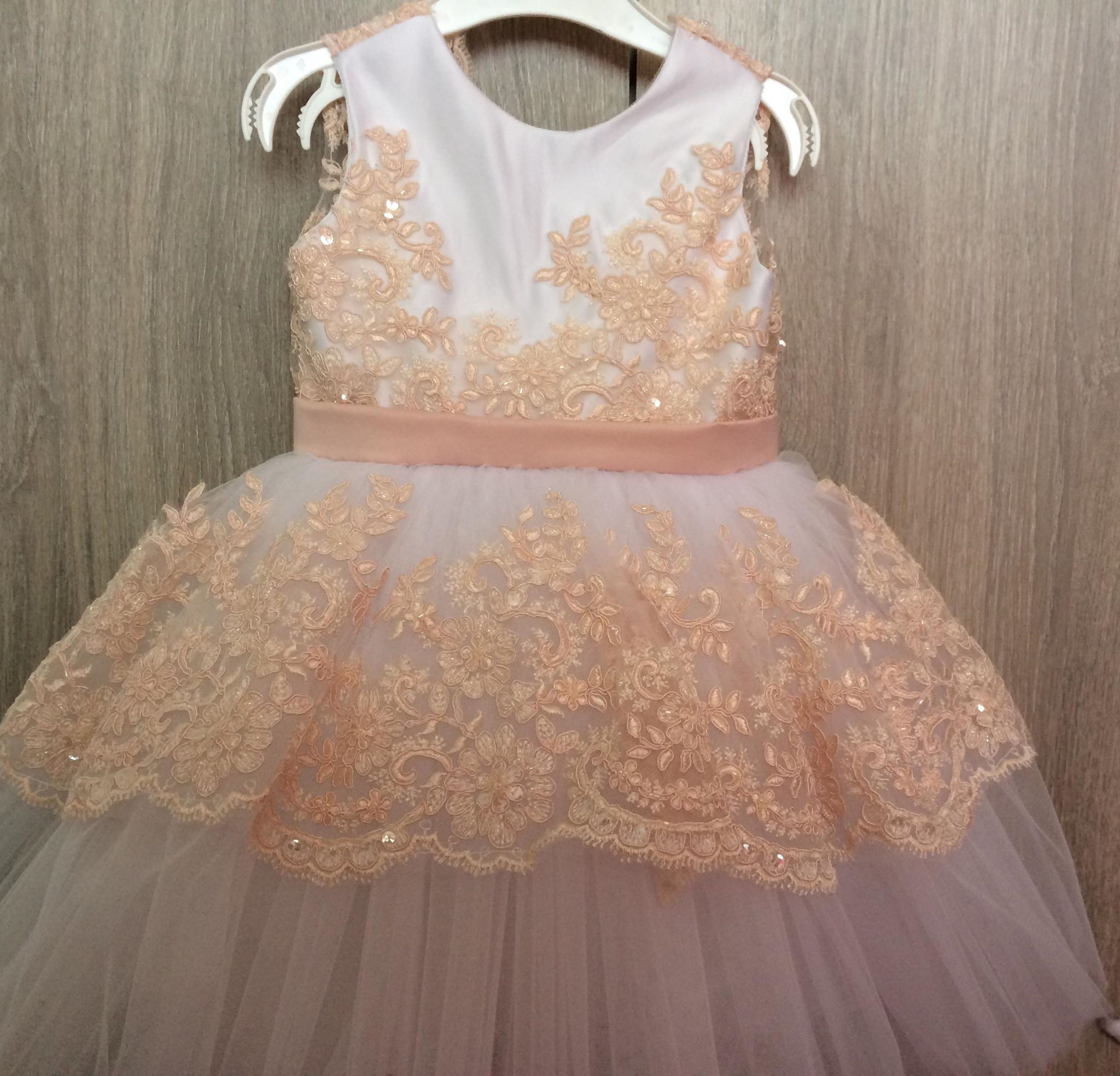 Χειροποίητο maxi φόρεμα με δαντέλα