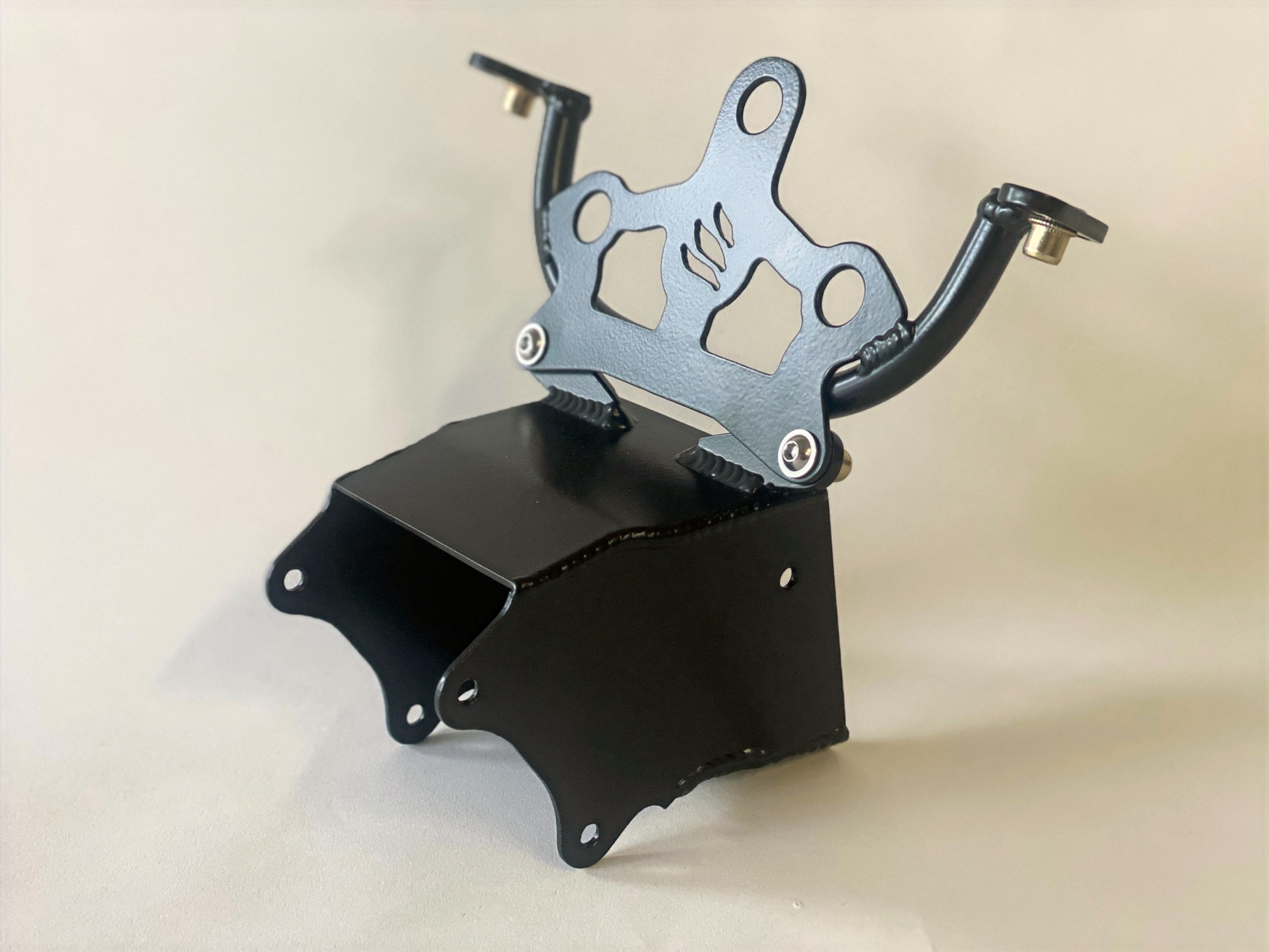 2017+ Yamaha R6 Upper Fairing Stay Bracket