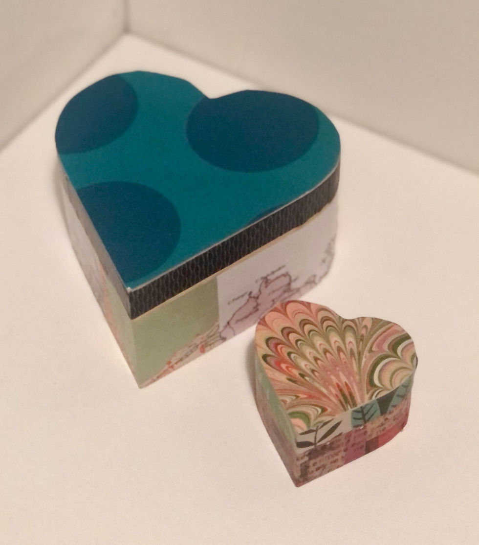 Thumbnail: Heart Shaped Box (Big)