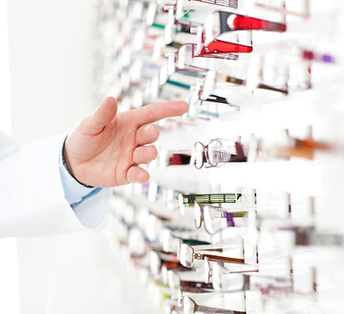 Eyeglasses Display Selection