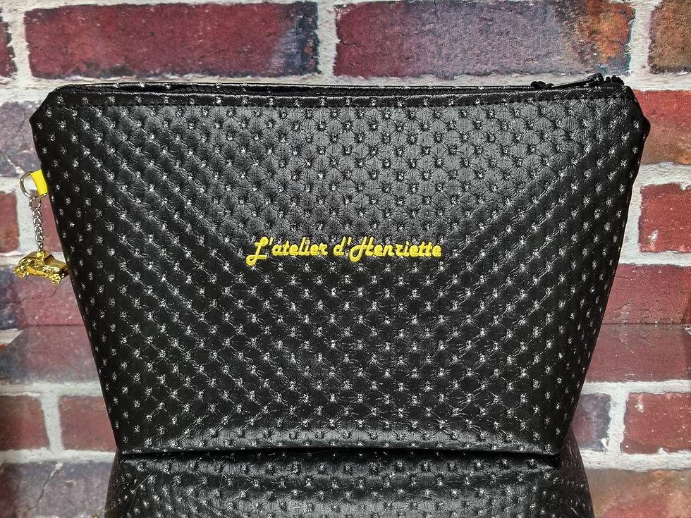 Thumbnail: Grande trousse de toilette thème 2CV charleston 