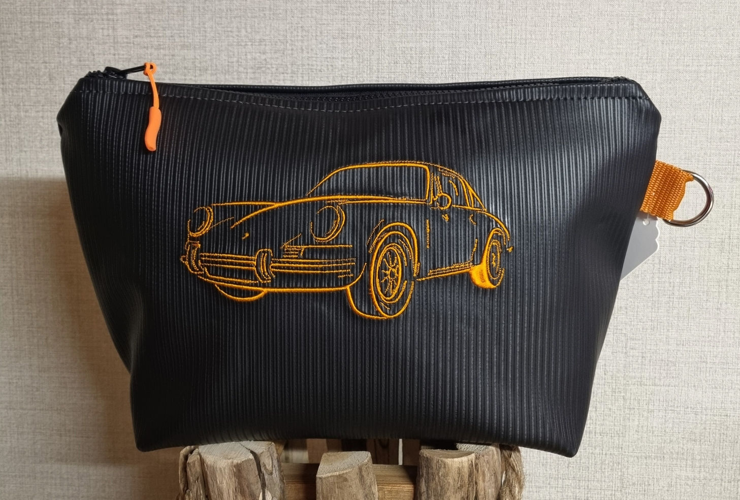 Trousse de toilette thème Porsche