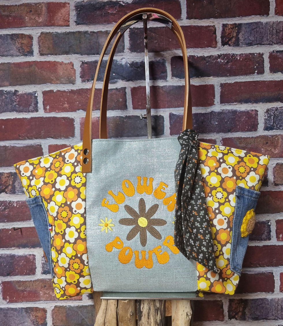 Miniature : Cabas flower power tissus seventys +trousse