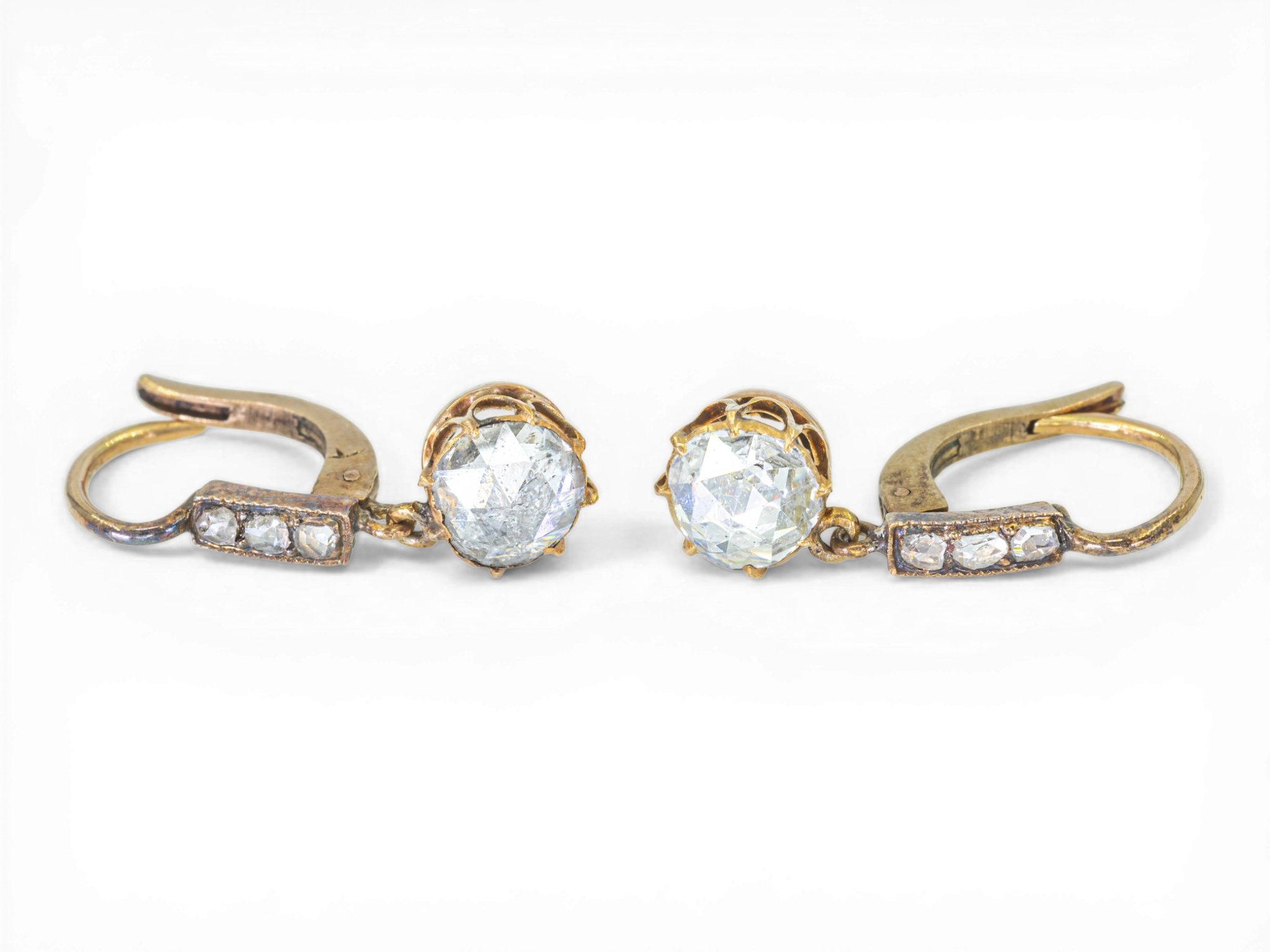 14K Gouden oorbellen – 2,00CT Diamanten