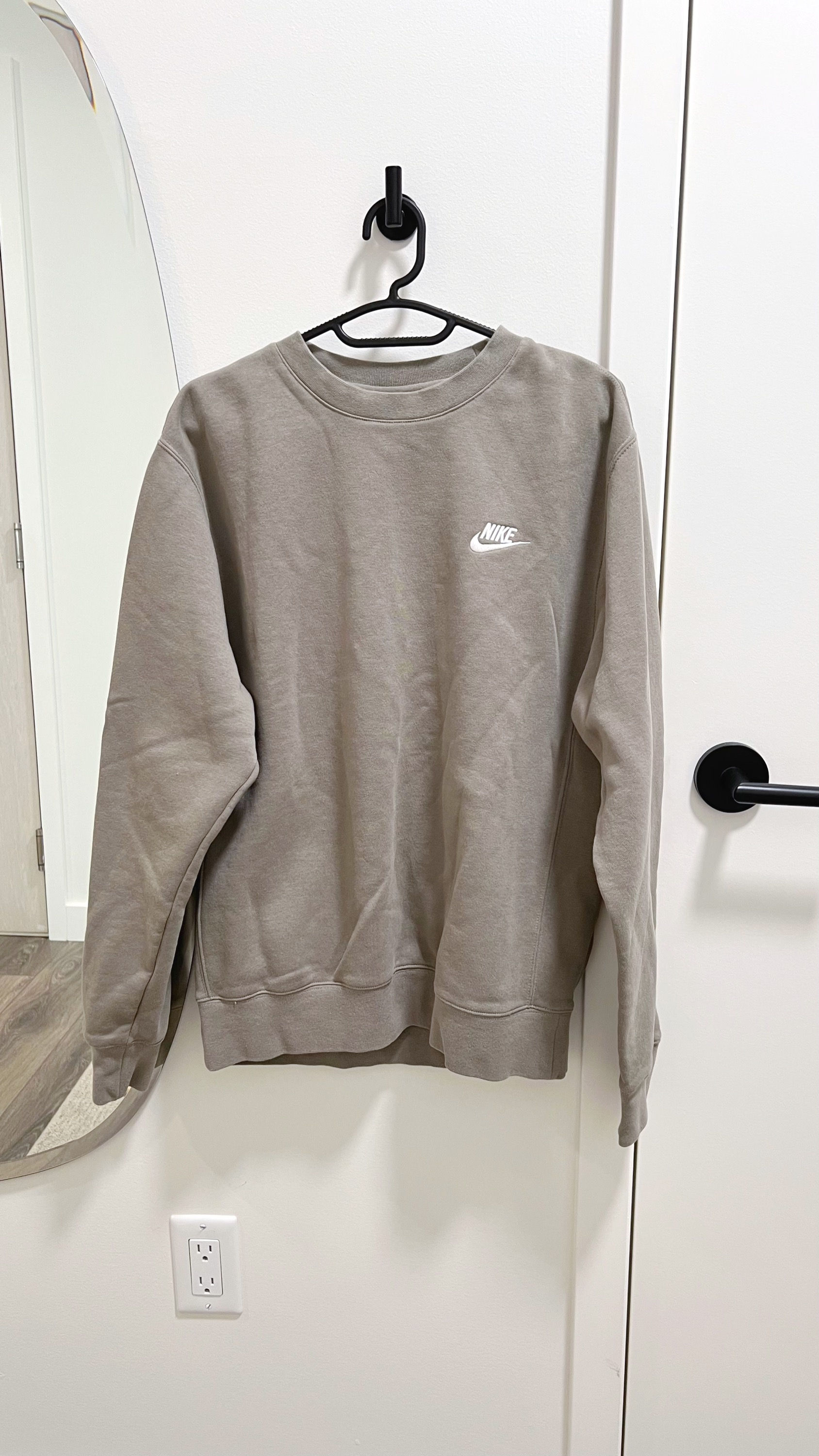 SAGE NIKE SWEATER