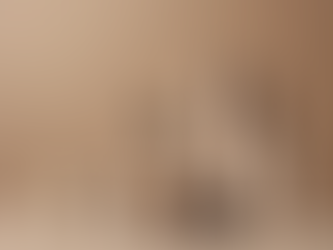 Minimal Layout Designs for Fashion and Beauty Industry Professionals