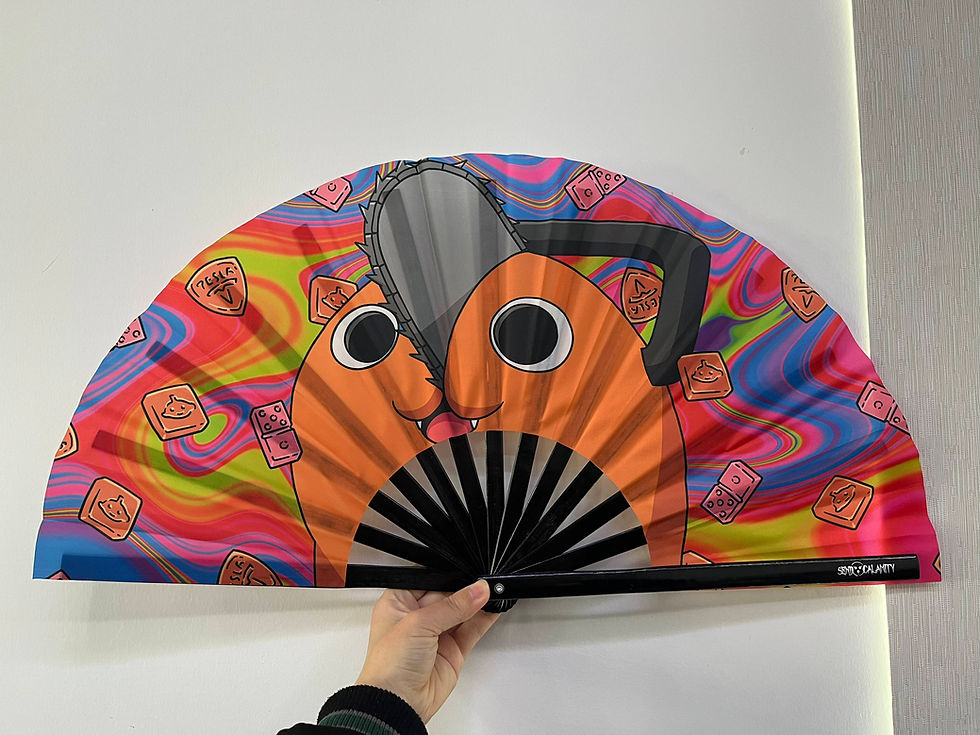 Peaking Pochita (Hand Fan) SEND CALAMITY