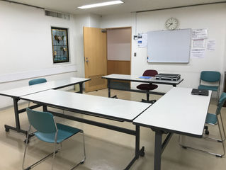 木曜定休日