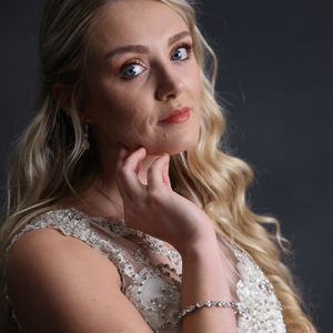 Bridals & Portraits