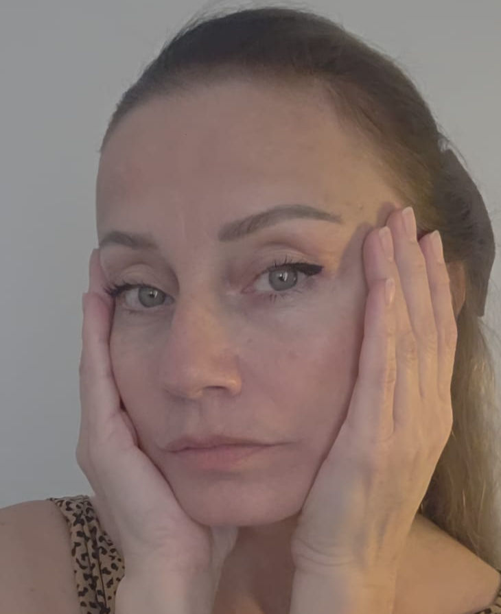 Yüz Yogasında Doğru Yaklaşım: Bütünsel Güzelliğin Anahtarı