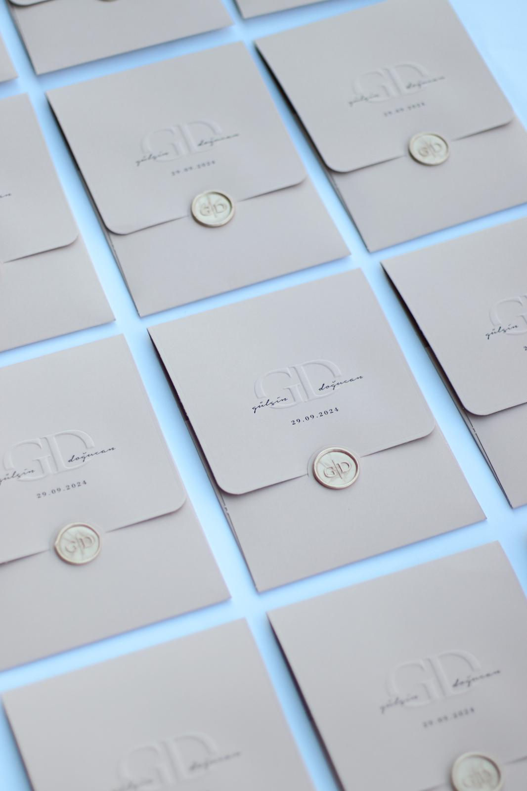 Einladungskarte Marivelle Powder