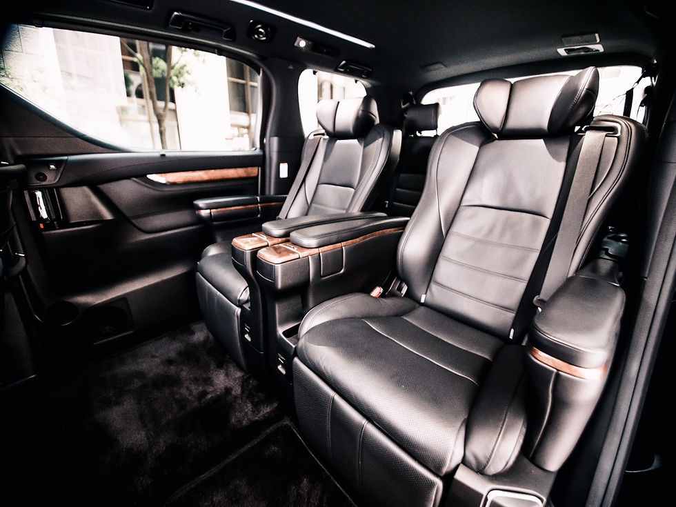 Toyota Alphard Executive Lounge-2.jpg