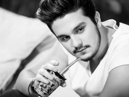 Luan Santana Lamenta a Morte do Avô