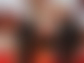 Thalita Zampirolli causa tumulto e sensualiza com fã no palco da Donatti no ExpoMinas em BH