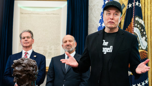 独自の自主政党結党か─イーロン･マスクが迎えた大変動期