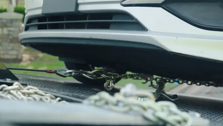 What grade of the chain does a towing company use for towing