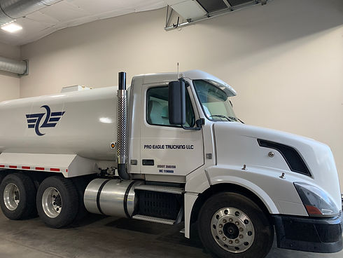 Water Trucks | Pro Eagle Trucking LLC | United States