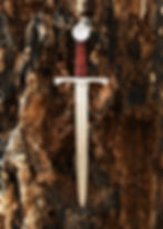 Replica of a medieval dagger, often used by unmounted soldiers and archers. The spring steel blade is screwed through into t
