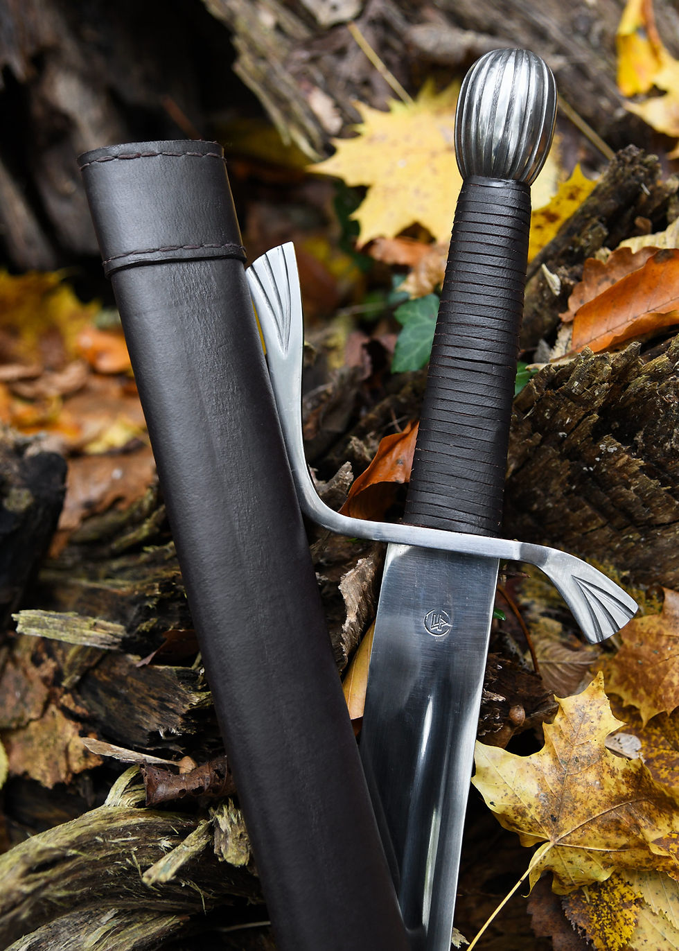 Thumbnail: Falchion with leather scabbard, practical blunt