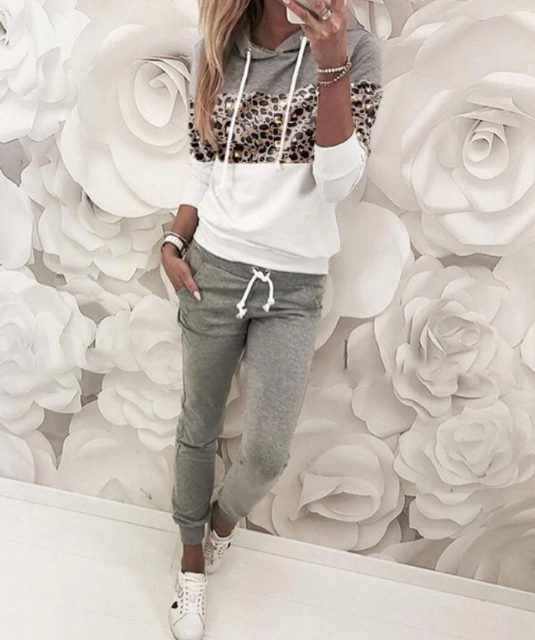 Thumbnail: Our signature Jogger 2 pce