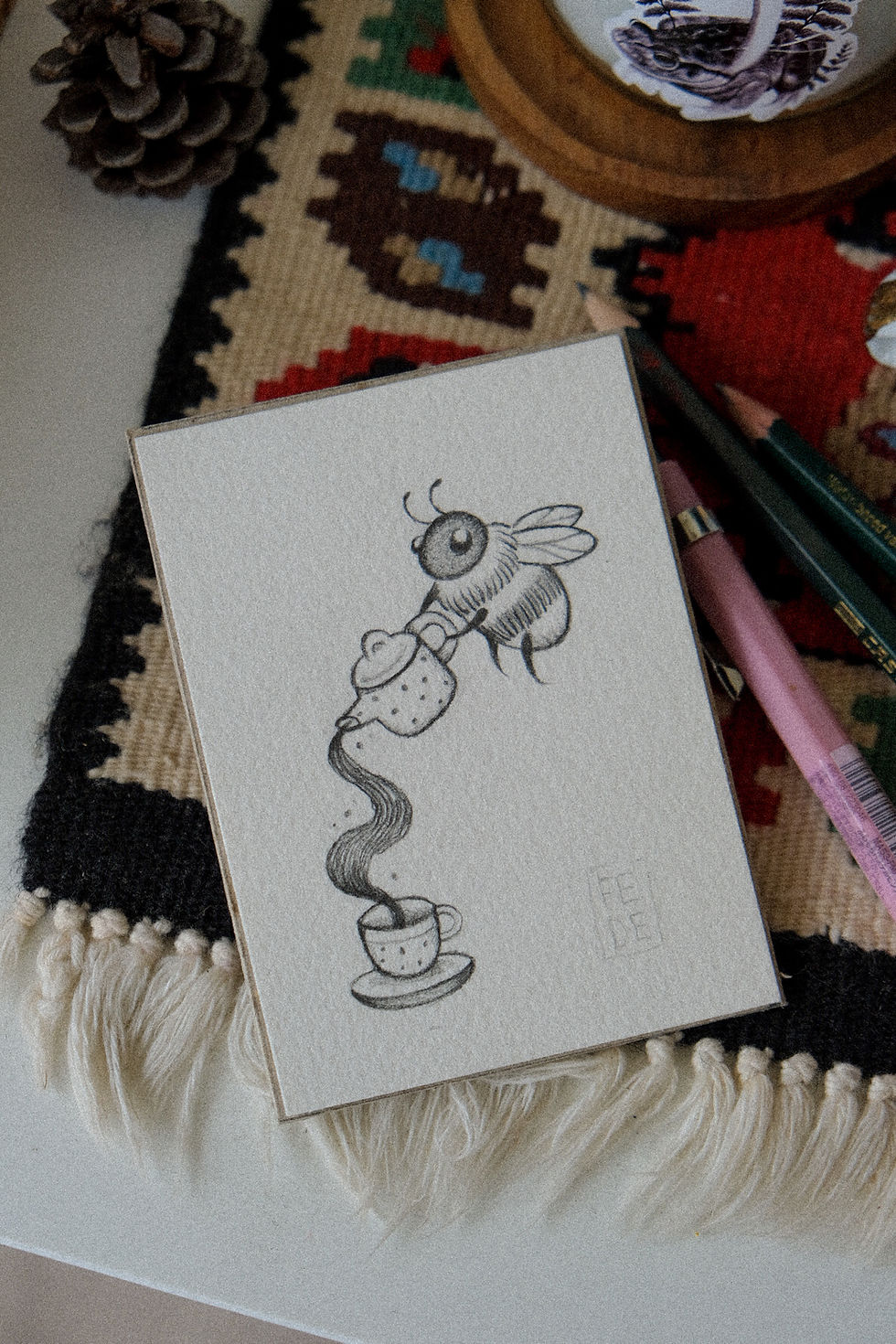 Original drawing of a cozy bee