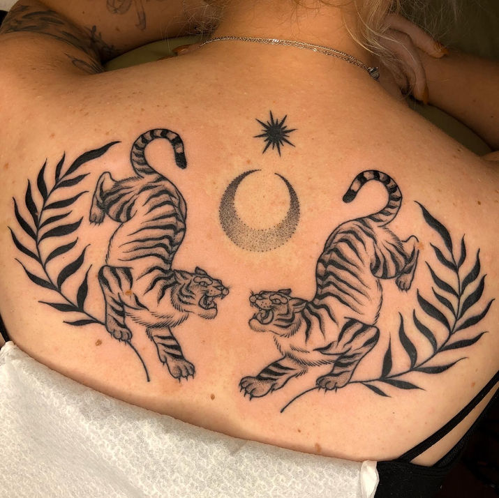 tiger leaves animal botanical blackwork tattoo fede.tattoos amsterdam