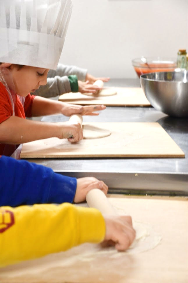 Mani in pasta - laboratorio per bambini