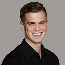 Scott MacDonald Headshot.png