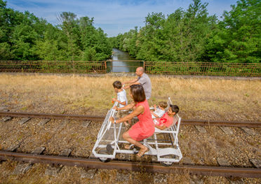 Vélorail à 30 minutes de Vichy