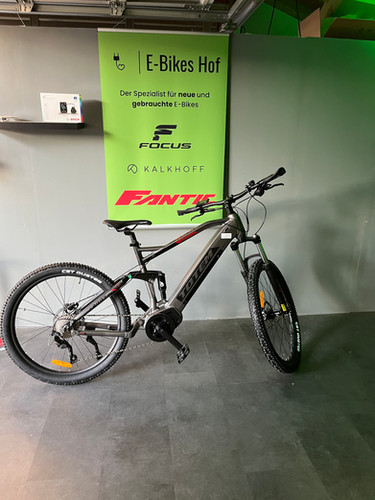 crivit pro fahrradhelm mit LED Rücklicht Fahrrad Helm Rücklicht Größe S/M STOCK:SH-EM2 Fahrradgriffe Gummi – Kurz, Material:925 Sterlingsilber