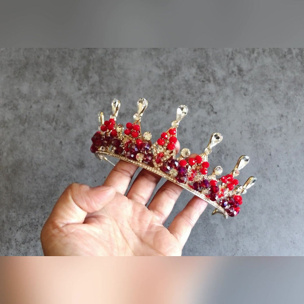 Thumbnail: Red & Gold tiara, C126