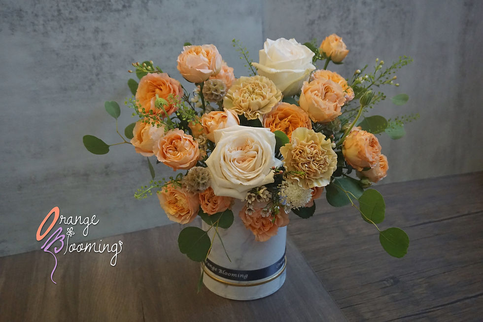 Thumbnail: Peach Spray Rose Flower Box 粉橙玫瑰花盒